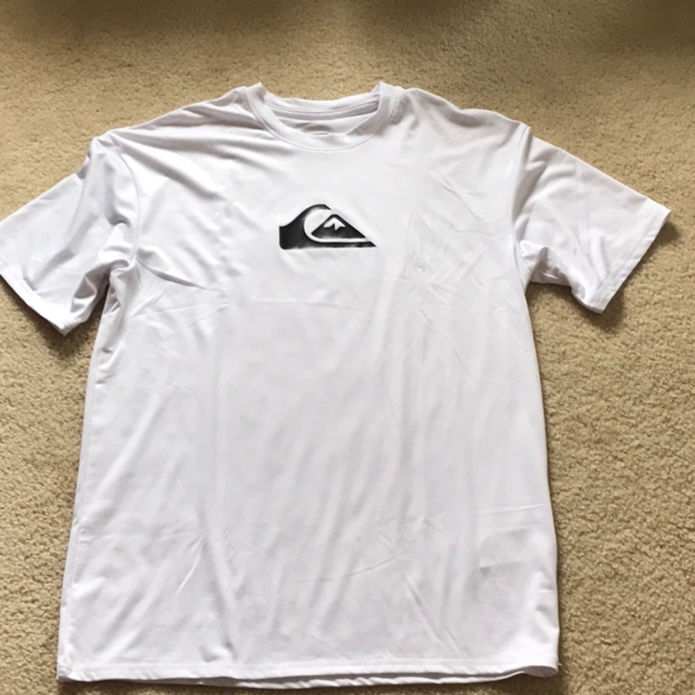 Quiksilver tee